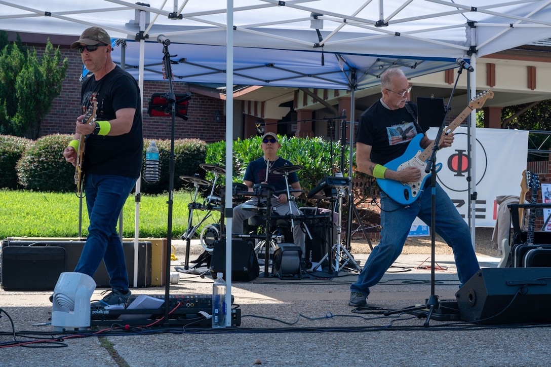 Band perform live music. (U.S. Air Force photo by Airman 1st Class Donnell Ramsey)