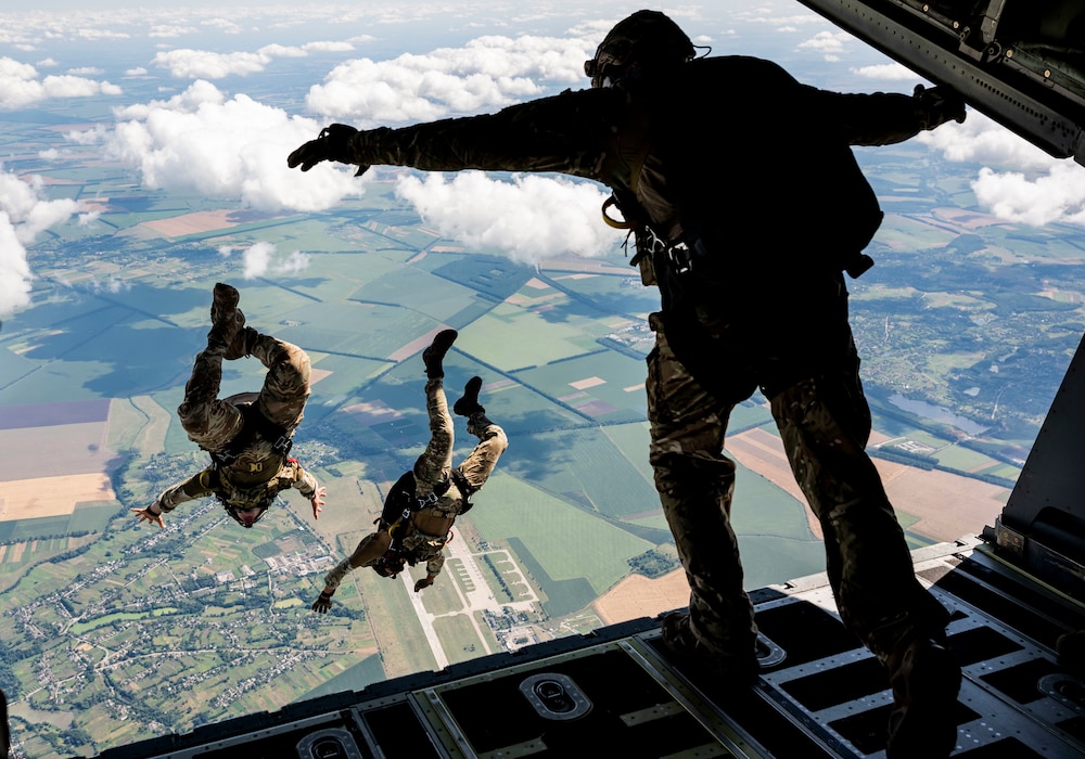 U.S. Air Force Special Tactics Operators assigned to the 24th Special Operations Wing, U.S. Army Special Forces Operators and Ukrainian Special Operations Forces execute a bi-lateral military free fall from a U.S. Air Force MC-130J Commando II assigned to the 352d Special Operations Wing near Vinnytsia, Ukraine
