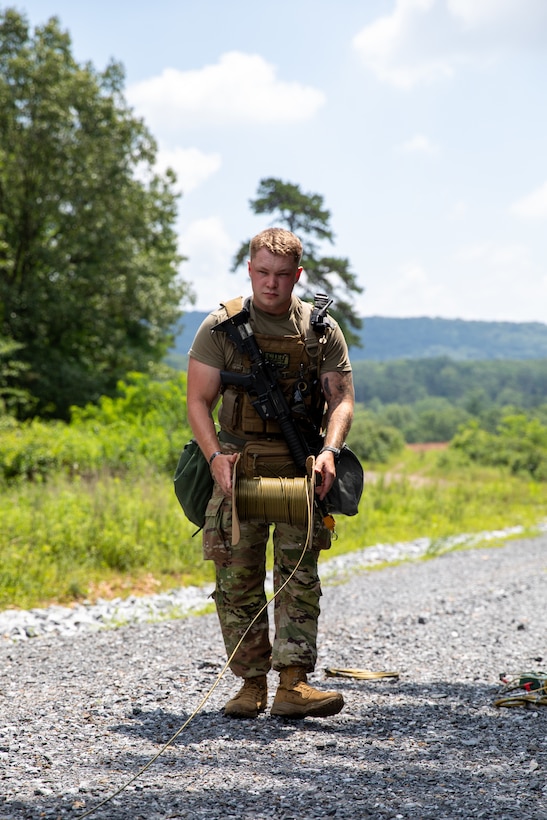 Army Reserve engineer participates in Sapper Stakes