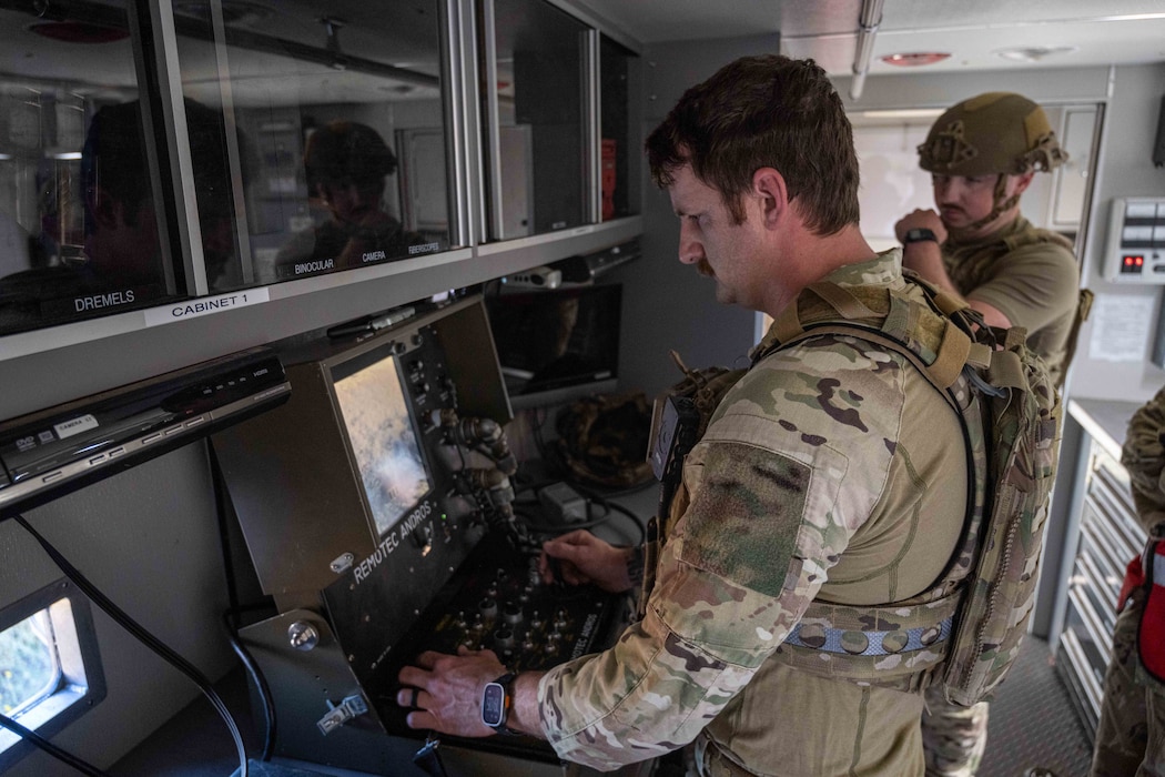 Airman Controls remote robot