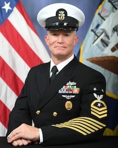 COMMAND MASTER CHIEF
USS LASSEN (DDG 82)