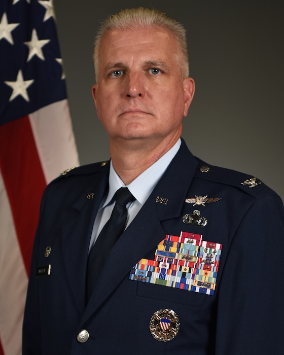 Official photo of Col. Matthew Norton, 17th Training Wing commander.