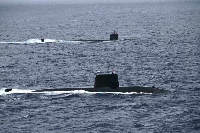 PACIFIC OCEAN (July 12, 2025) – The Los Angeles-class fast-attack submarine USS Santa Fe (SSN 763) and a Japan Maritime Self-Defense Force (JMSDF) submarine steam alongside one another during Submarine Exercise (SUBEX) 25-1, in the Pacific Ocean, July 12. SUBEX 25-1 was a two-day exercise between the U.S. Navy and JMSDF in the vicinity of Yokosuka to advance joint submarine capabilities and operations. Commander, Submarine Group 7 directs forward-deployed, combat capable forces across the full spectrum of undersea warfare throughout the Western Pacific, Indian Ocean, and Arabian Sea. (Photo courtesy of JMSDF)