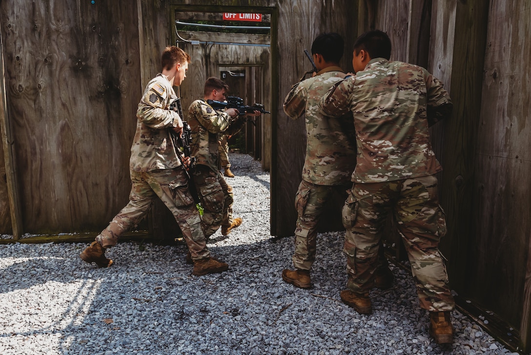 Soldiers with Bravo Company, 1st Battalion, 112th Infantry Regiment, 56th Stryker Brigade Combat Team practice various close quarter battle techniques at the live fire shoot house complex at Fort Indiantown Gap, Pennsylvania, June 10, 2025. The Soldiers conducted several iterations to practice movement while firing live rounds. (U.S. Army National Guard photo by Staff Sgt. Jonathan Campbell)