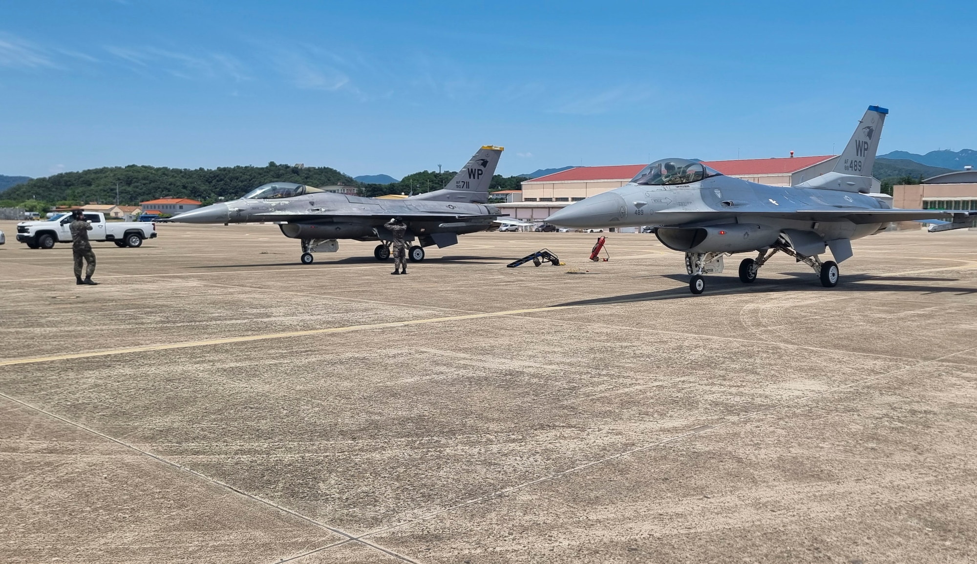 The U.S. Air Force and Republic of Korea Air Force participate in an F-16 Fighting Falcon aircraft cross-servicing effort at Daegu Air Base, Republic of Korea, June 11, 2025. The intent of this cross-servicing event was to develop and mature the capabilities of the two allies to recover, service and launch each other’s aircraft in support of combat air operations. (U.S. Air Force courtesy photo.)