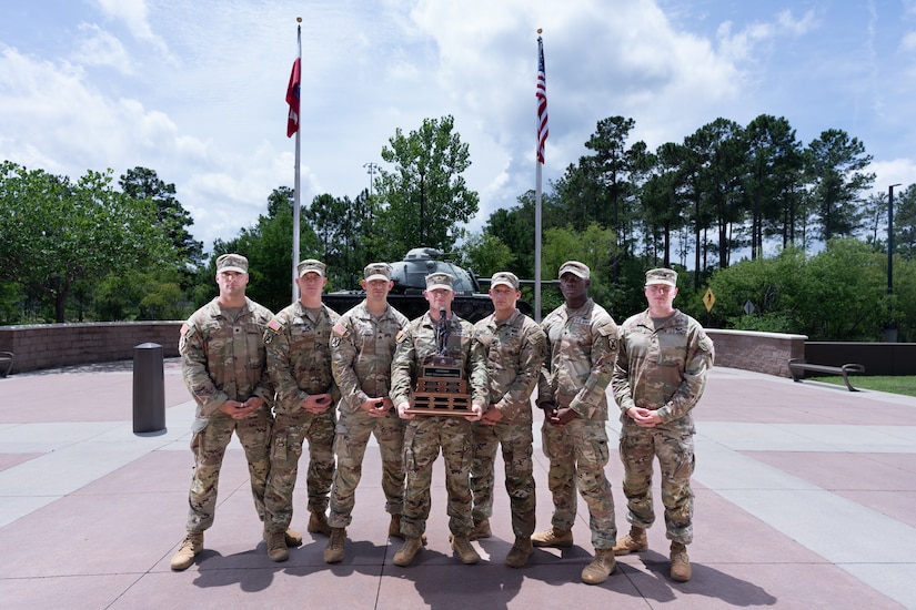 ABERDEEN PROVING GROUND, Md. — The U.S. Army Central team won the 2025 Army Futures Command (AFC) Best Squad Competition, held here May 12–16.
Each squad consisted of five Soldiers: a squad leader, which is a sergeant first class or staff sergeant; a team leader, a sergeant or corporal; and three squad members in the ranks of specialist or below. The Winning Team are all Infantrymen assigned to 2nd Battalion, 22nd Infantry Regiment,10th Mountain Division.