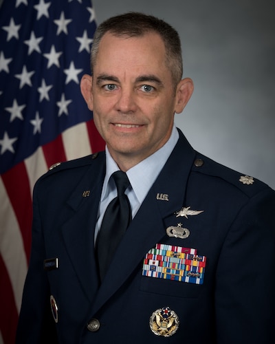 Lt Col Benjamin T. Heidenreich official photo