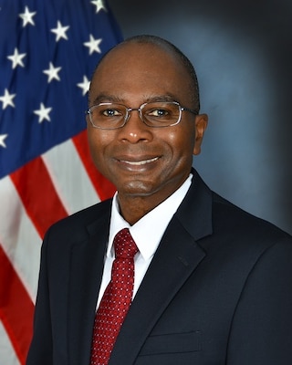 Headshot of Kelvin Goodwine
