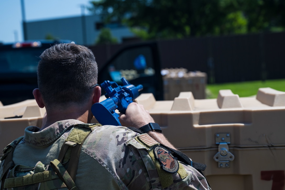 Capt. Brennan Bosworth, takes cover during the individual movement techniques event