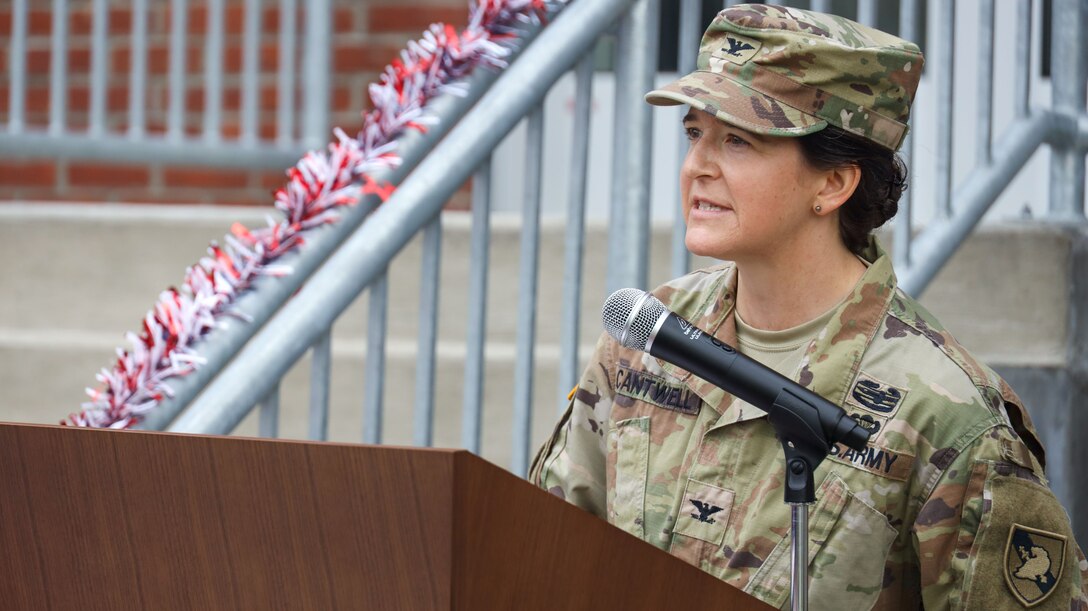 U.S. Army Col. Melissa Cantwell, commanding officer of Fort Hamilton, speaks to guests during the opening ceremony of the Robert Mullan Center, Fort Hamilton, New York, July 17, 2025. The ceremony was held to honor the opening of 1st Marine Corps District’s new headquarters after relocating from Garden City, New York.