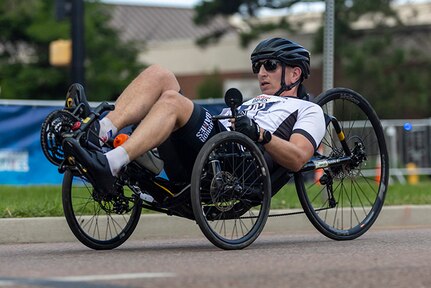 U.S. Army Sgt 1st Class Jeffery Peters competes in the cycling event during the 2025 Department of Defense Warrior Games at Colorado Springs, Colorado, July 19, 2025.