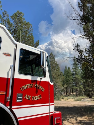 Oregon Air Guard’s Kingsley Field Fire Team Responds to Elk Fire