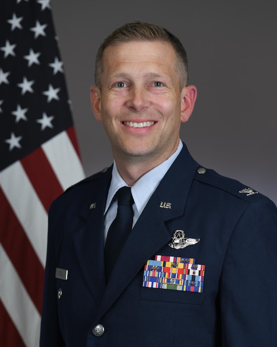 Official photo of the 100th ARW deputy commander, Col. Jonathan O'Dell.