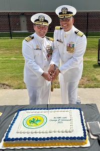 NCTAMS LANT Holds Change of Command