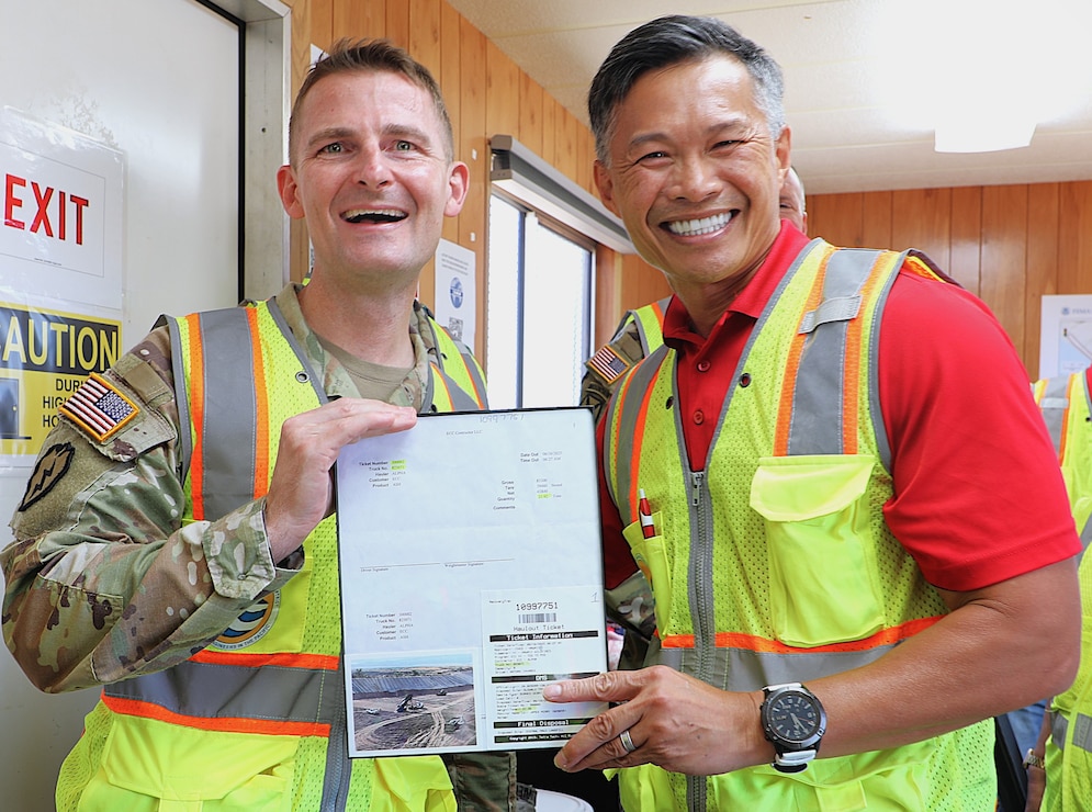 Lt. Col. Biggerstaff receives first receipt for transfer