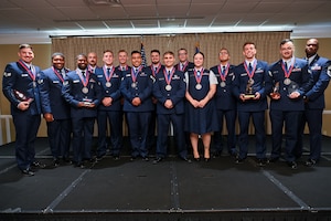 Airman receives award