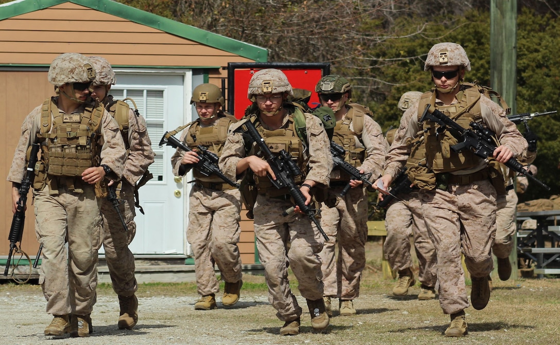 U.S. Marines with 2d Intelligence Battalion transition to the next station during the battalion's squad competition on 6 March 2025.