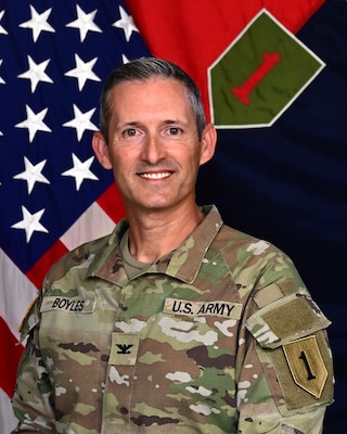 COL Michael Boyles
