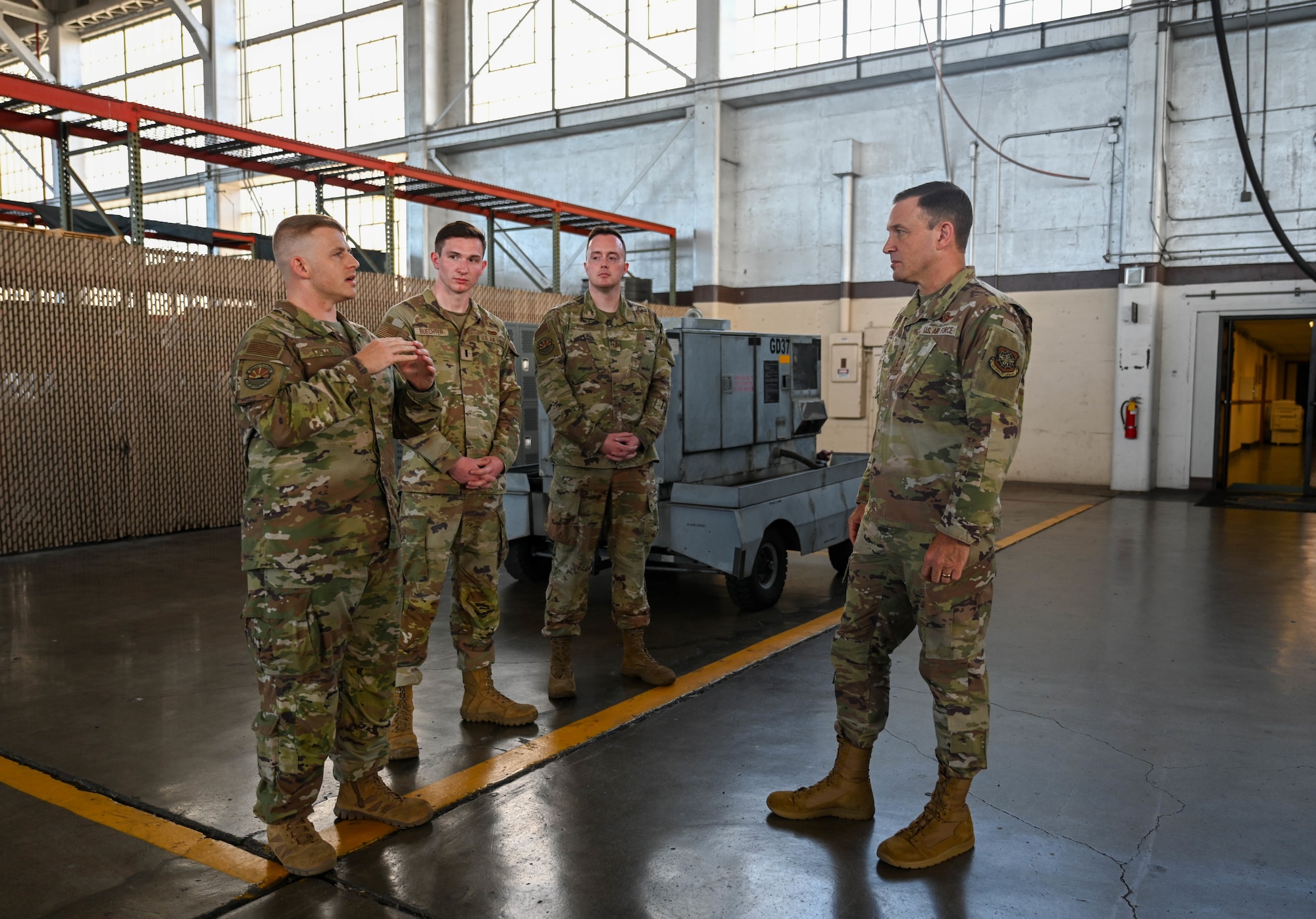Gen. Johnny Lamontagne vists Joint Base Pearl Harbor-Hickam