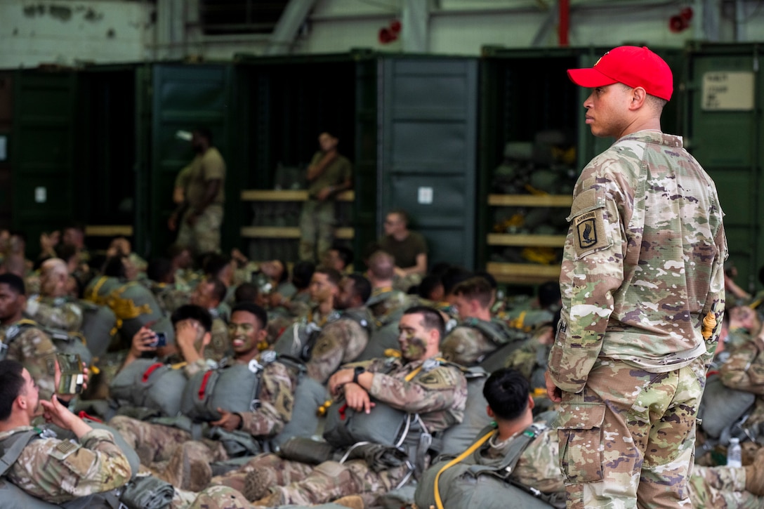 US, Turkish paratroopers launch Agile Spirit 25 with joint airborne operation