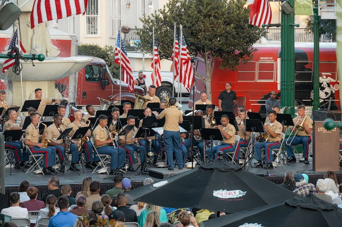 U.S. Marine Corps photo by Cpl. Alexandra M. Earl