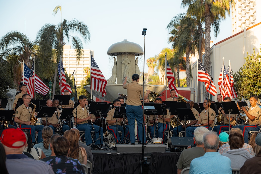 U.S. Marine Corps photo by Cpl. Alexandra M. Earl