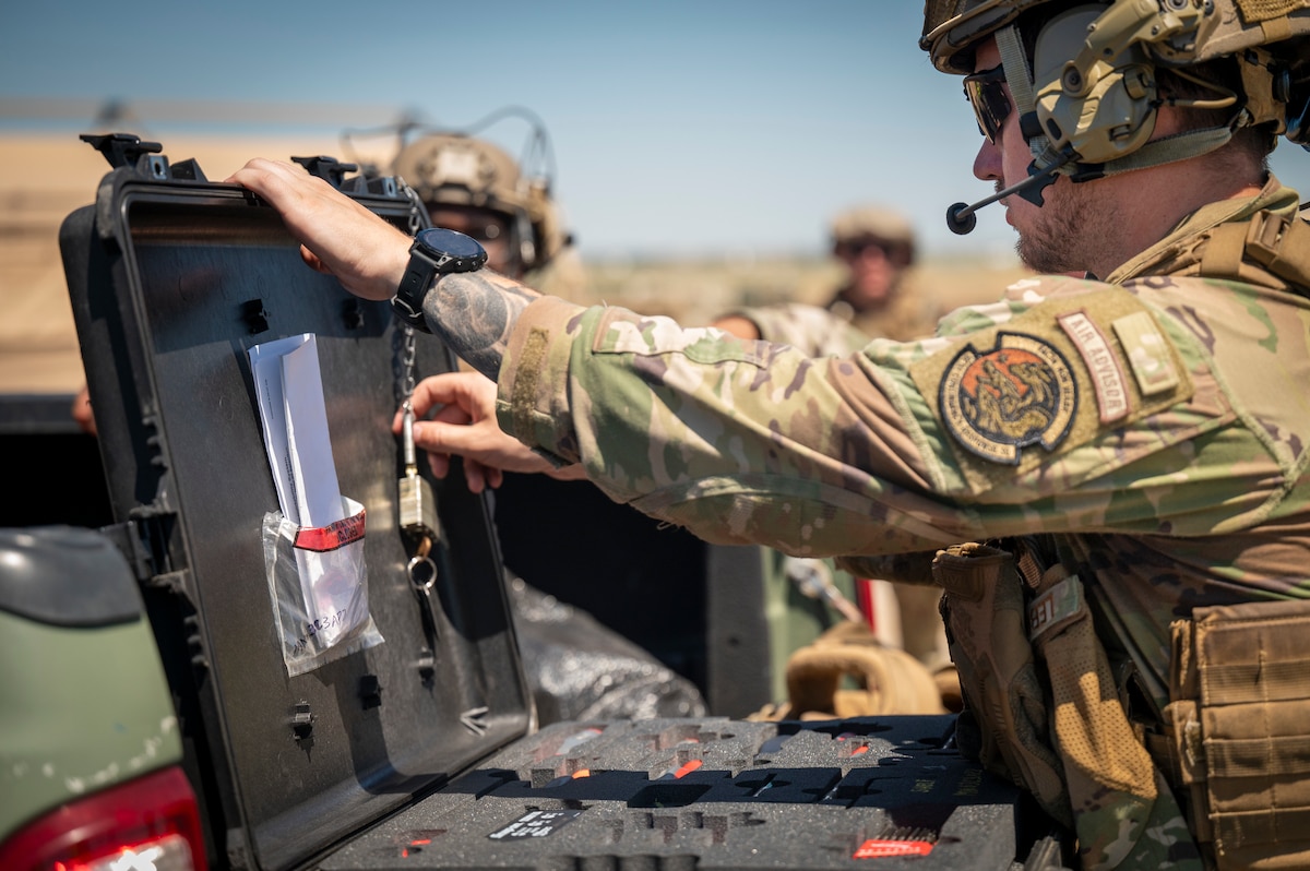 Airman opens tool chest