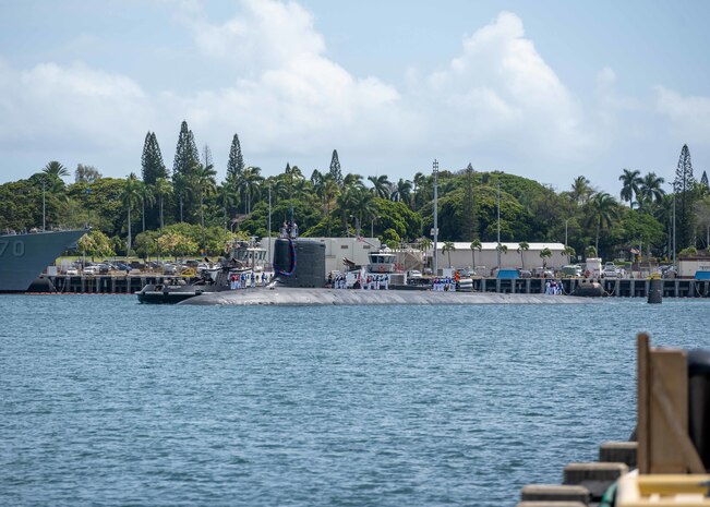 JOINT BASE PEARL HARBOR-HICKAM, Hawaii (July 22, 2025) - The Virginia-class fast-attack submarine USS Indiana (SSN 789) arrives at Joint Base Pearl Harbor-Hickam during its change of homeport, July 22. The Indiana is assigned to Submarine Squadron 7 and is capable of supporting various missions, including anti-submarine warfare, anti-surface ship warfare, strike warfare, and intelligence, surveillance, and reconnaissance. (U.S. Navy photo by Mass Communication Specialist 1st Class Scott Barnes)