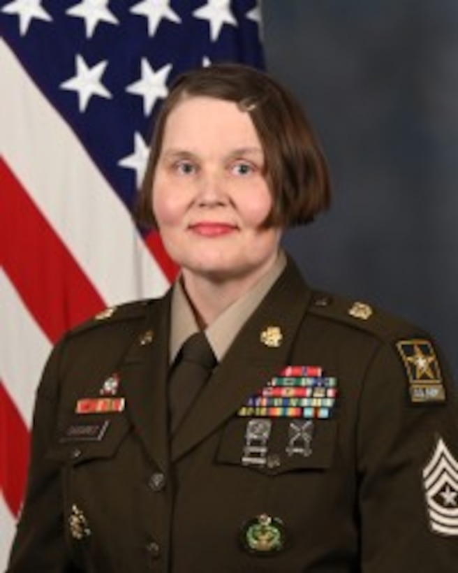 Army Sgt. Maj. Petra Casarez is named as the Defense Logistics Agency’s next senior enlisted leader.