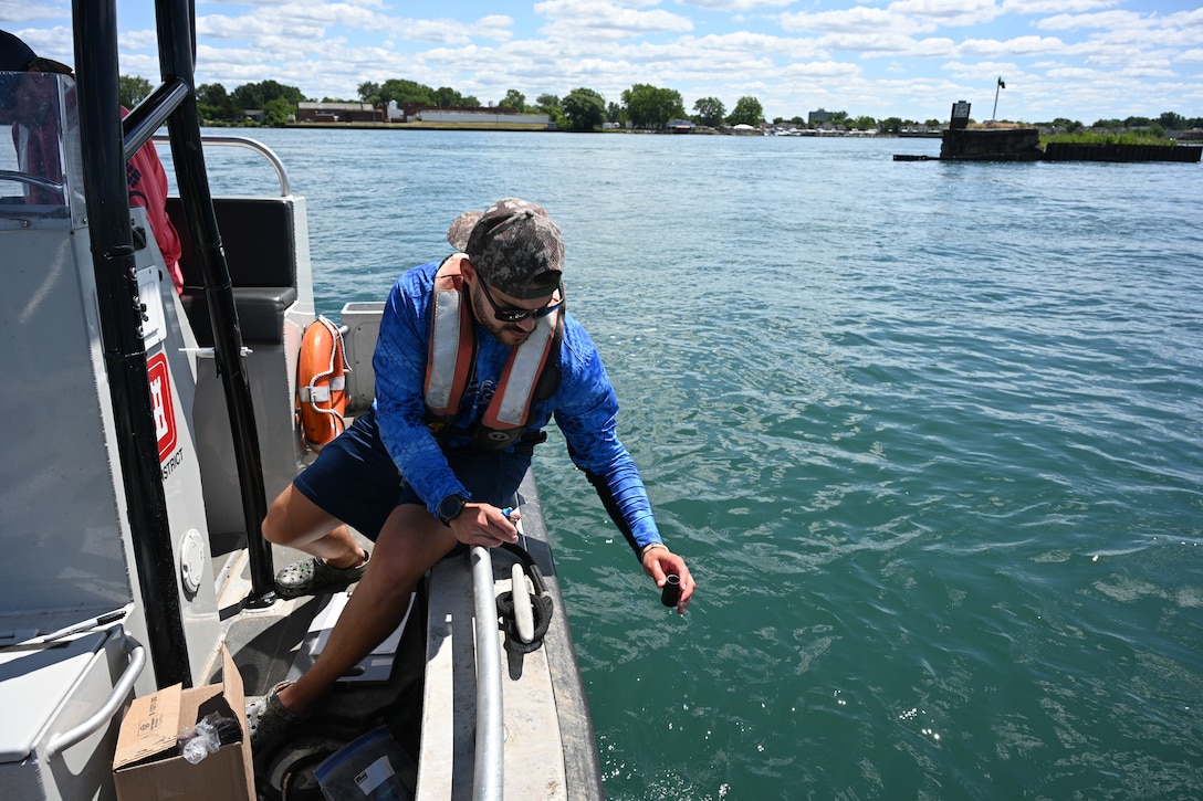 U.S. Army Corps of Engineers, Buffalo District Biologist Alex Heist collects water samples following Hydrilla treatment in the Erie Canal in North Tonawanda, N.Y., July 22, 2025.