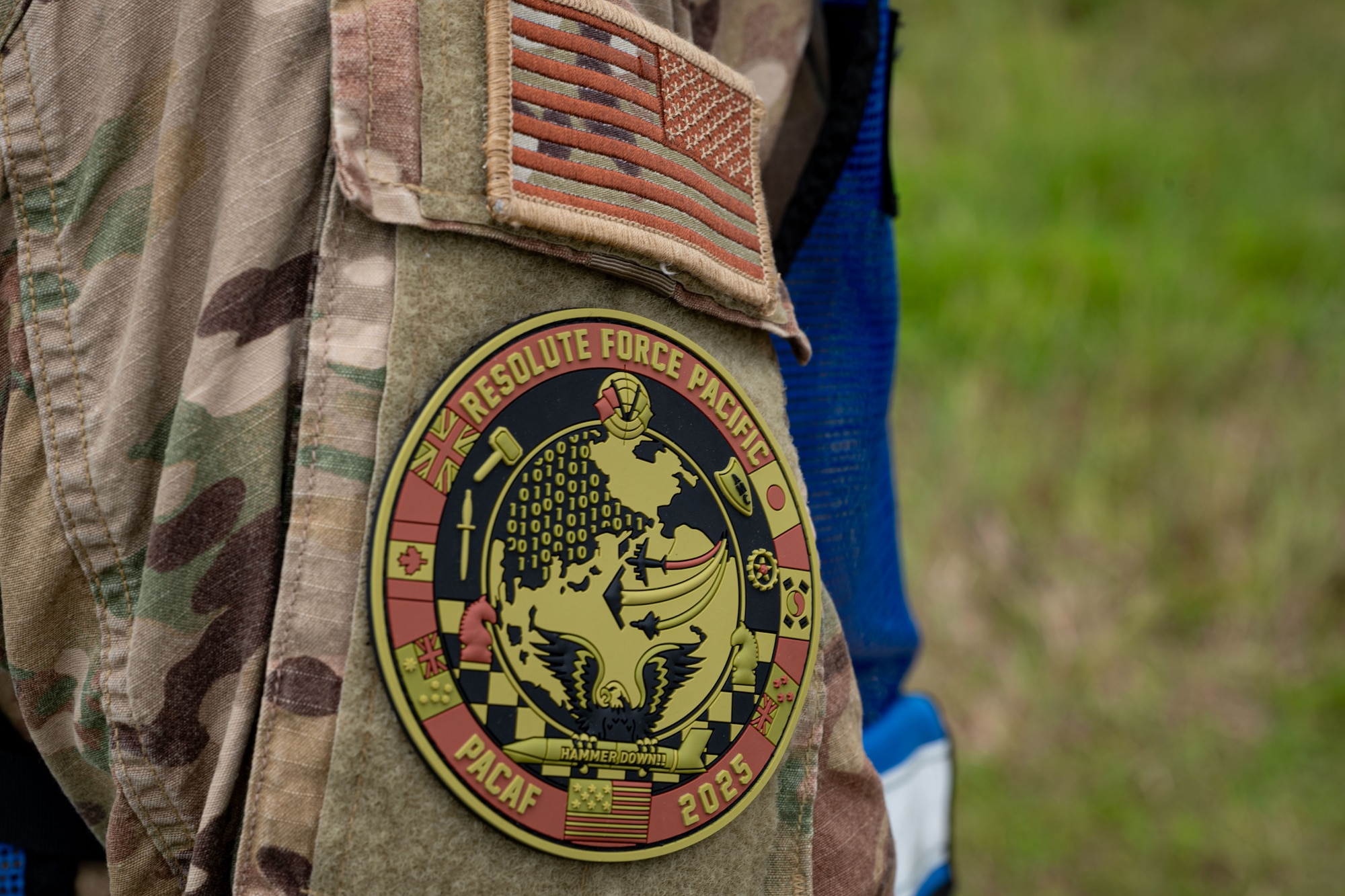 Photo of an officer wearing a REFORPAC patch