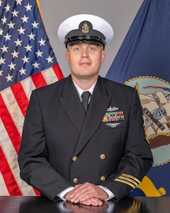 Senior Chief Jordan J. Provinsal
Command Senior Enlisted Leader, Puget Sound Naval Shipyard & Intermediate Maintenance Facility