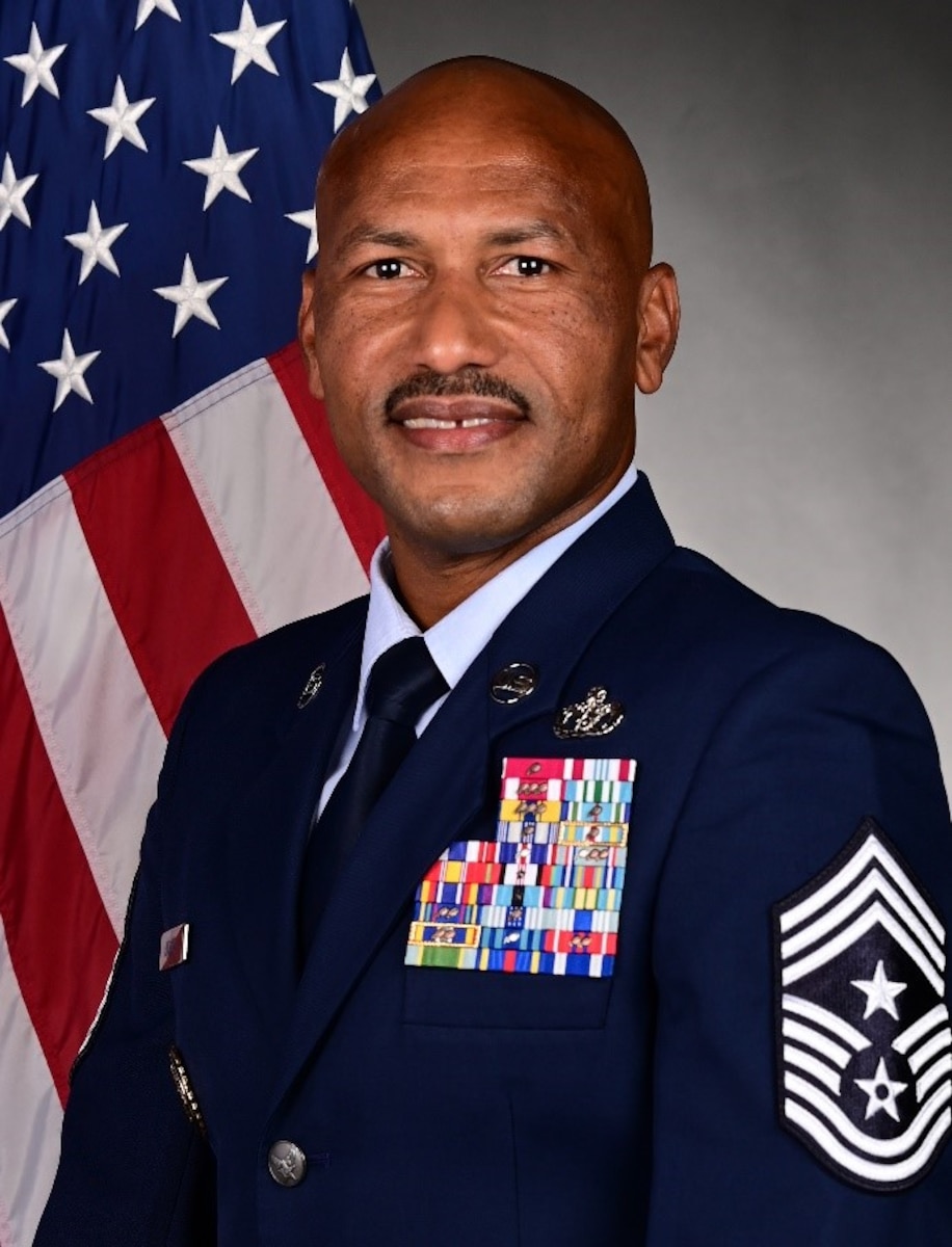 355TH COMMAND TEAM