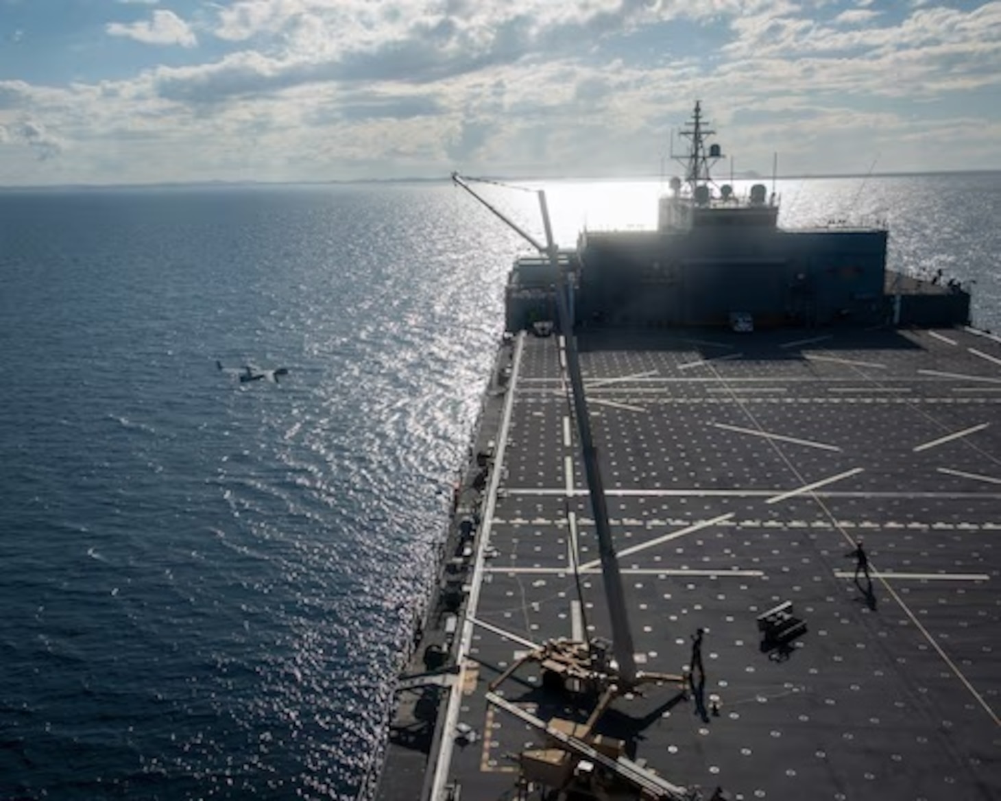 USS John L. Canley and Royal New Zealand Navy Conduct Talisman Sabre AUV Operations