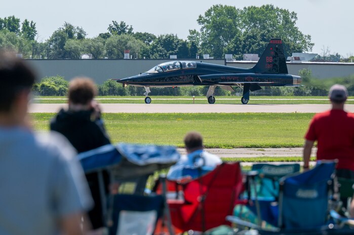 A 9th Reconnaissance Wing T-38 Talon lands at Oshkosh, Wisconsin, July 21, 2025.