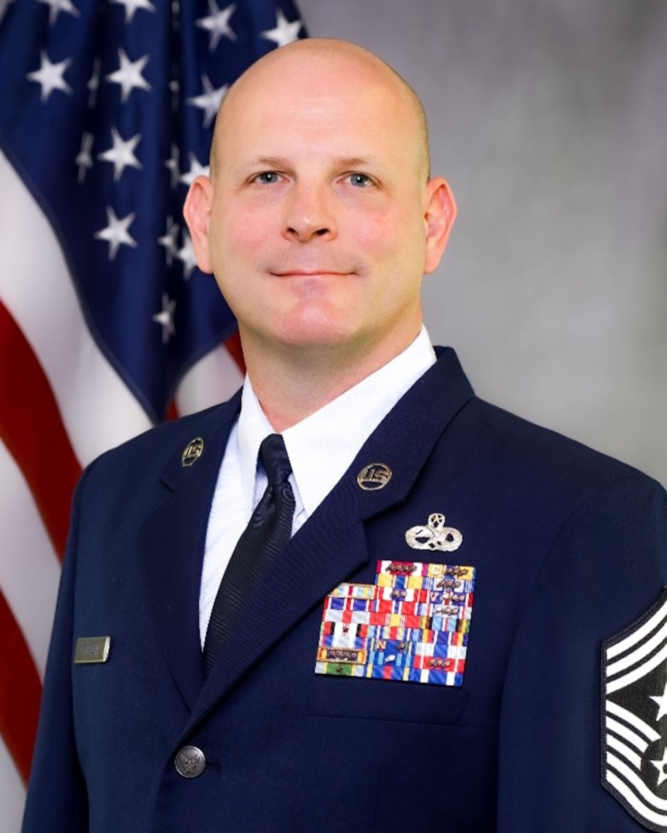 Official photo of Chief Master Sergeant Randolph M. Crosslin Jr., Air Force Operational Test and Evaluation Center Command Chief.