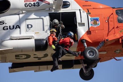 The symposium, hosted by Alaska Army National Guard aviators assigned to Golf Company, 2-211th General Support Aviation Battalion, included U.S. Coast Guard crews assigned to Sector Western Alaska and U.S. Arctic out of Air Stations Kodiak and Sitka, Alaska Air National Guardsmen with the 176th Wing rescue squadrons, U.S. Army aviators from Fort Wainwright’s 1-52nd General Support Aviation Battalion, Alaska State Troopers, and civilian search and rescue professional volunteers from the Alaska Mountain Rescue Group.