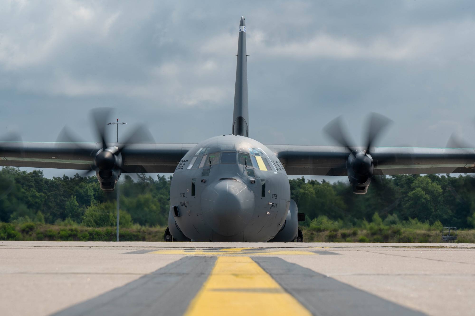 Aircraft taxis onto flightline.