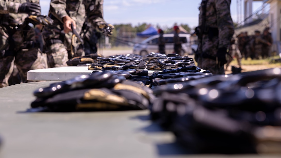 2/23 Marines teach and conduct MOUT Techniques with ROK Marines | Day 1
