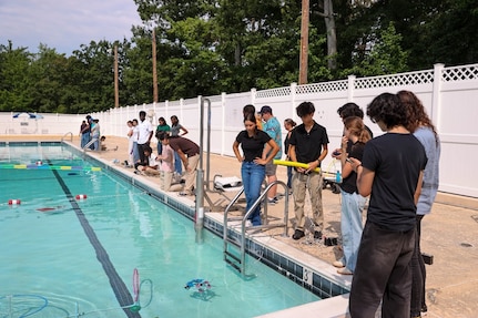 Naval Surface Warfare Center Indian Head Division’s (NSWC IHD) Naval Energetics Technology Apprenticeship Program (NETAP) students participate in the program’s underwater robotics competition, July 18 at Naval Support Facility Indian Head.