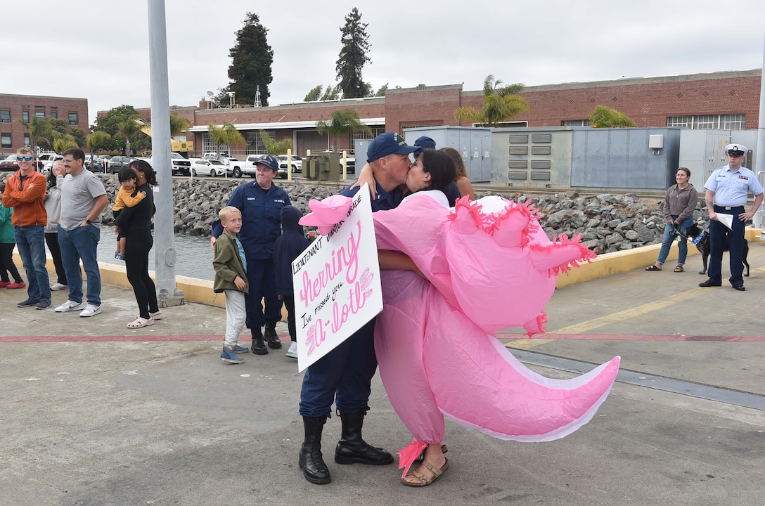 Lt. j.g. Ian Herring, a U.S. Coast Guard Cutter Stratton (WMSL 752) crew member, reunites with his wife after Stratton returned to its Base Alameda, California, home port, July 30, 2025, following a 134-day Western Pacific patrol. Stratton’s crew engaged in professional exchanges, cultural events, and joint exercises with Japan, Republic of Korea, and the Philippines, including at-sea search-and-rescue and interdiction exercises. U.S. Coast Guard photo by Petty Officer 3rd Class Danish Khan.
