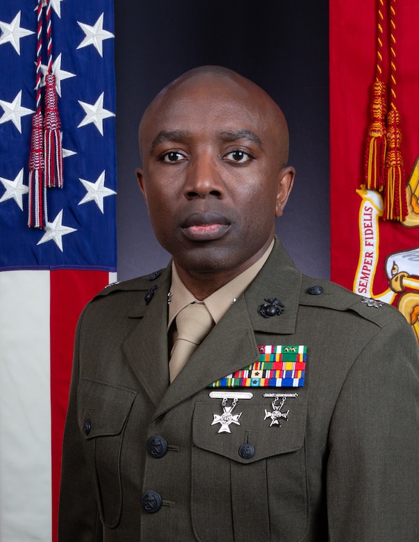 Lieutenant Colonel Terry L. Whitaker, Jr. command photo.
