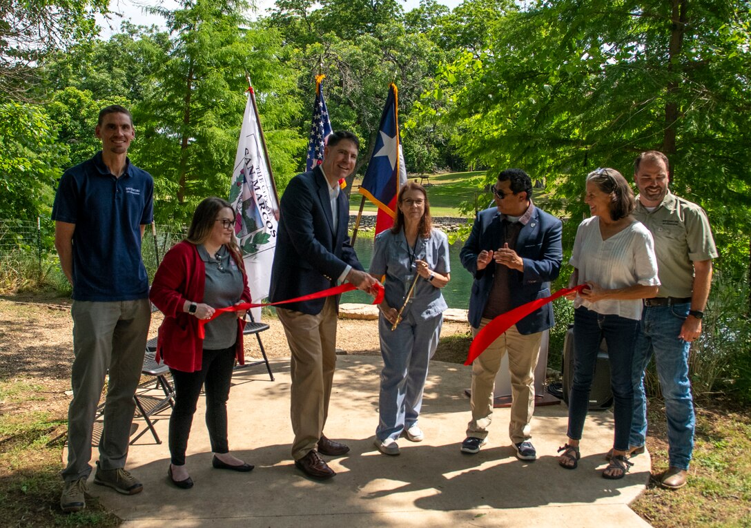 San Marcos ribbon cutting