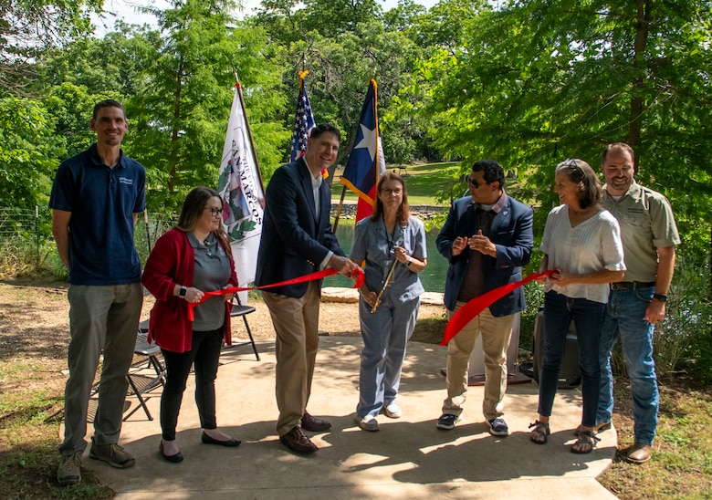 San Marcos ribbon cutting