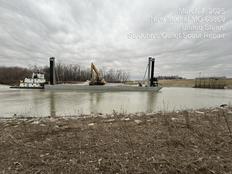 Crews working on the St. Johns Outlet Scour Repairs project near New Madrid, Missouri, are making great progress as they now work to place stone to protect the outlet control structure and bayou from erosion and scouring due to the interior drainage and Mississippi River backwater effects.  

This is part of our maintenance efforts to maintain the Mississippi River and Tributaries Project, ensuring the continued reliability of our flood risk management system in the valley.