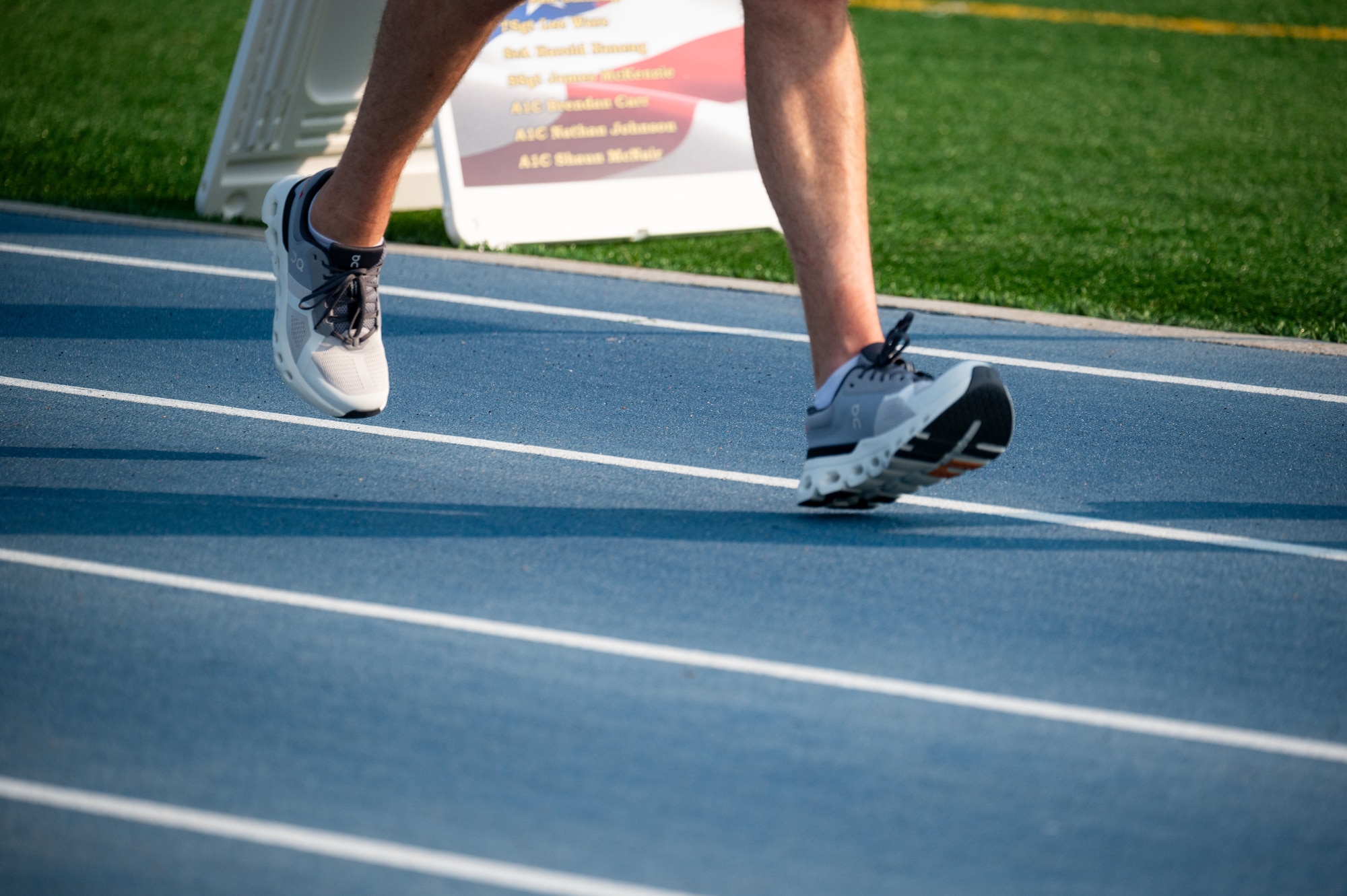 An Air Commando participates in AFSOC Run to Honor 5K.