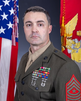Portrait of Sergeant Major Steven J. Tholen