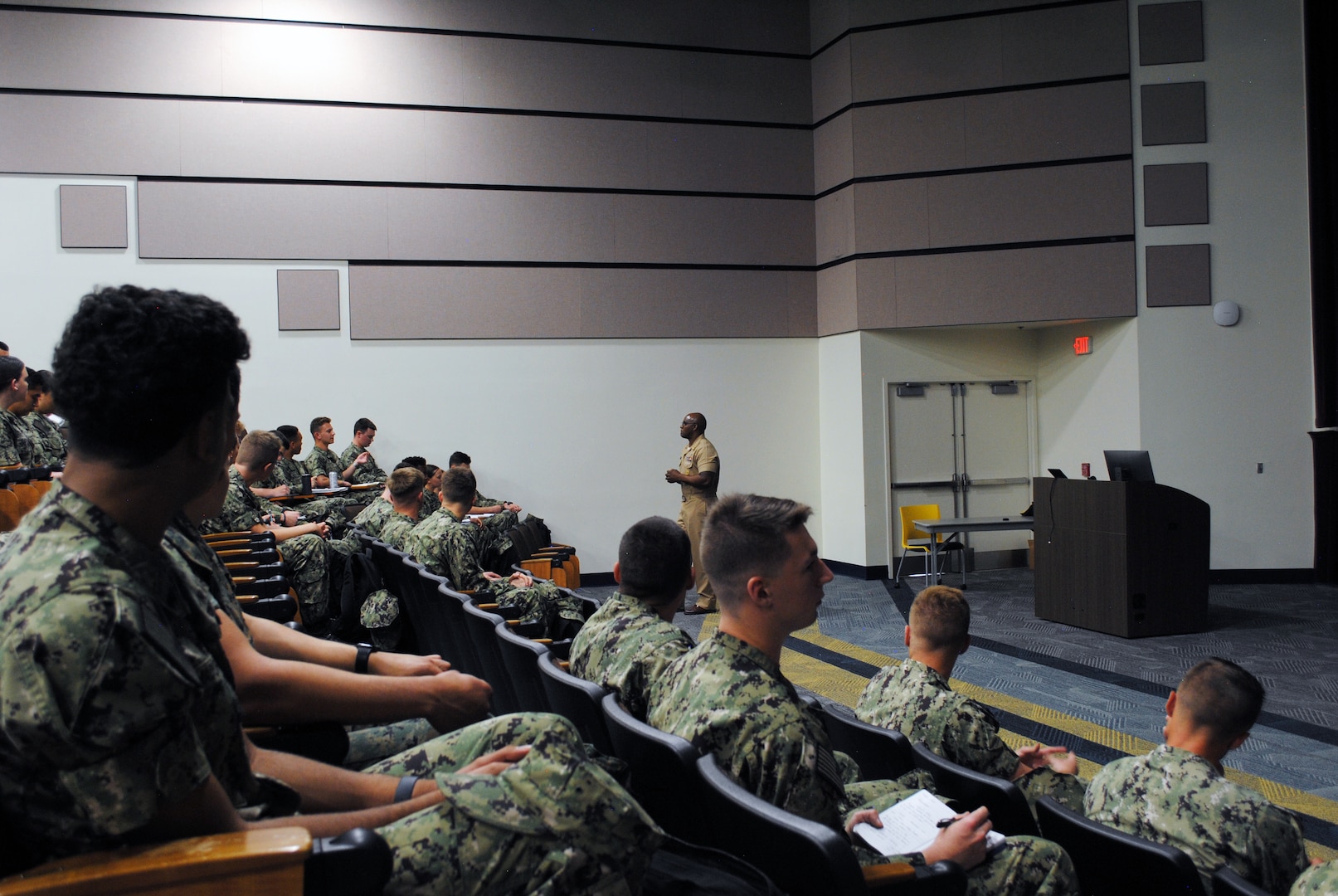 Senior Chief Petty Officer Howard Williams, Memphis MEPS senior enlisted advisor, leads a class during Naval Reserve Officer Training Corps at Embry-Riddle Aeronautical University. Williams spoke about the intricacies of the relationship between Enlisted and Officers, offering insights into the Enlisted perspective.