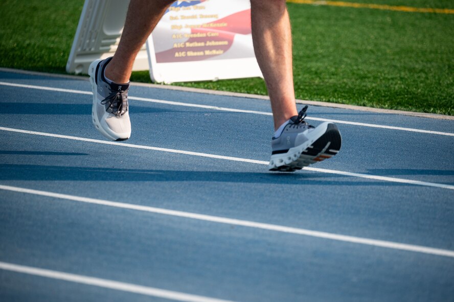 An Air Commando participates in AFSOC Run to Honor 5K.