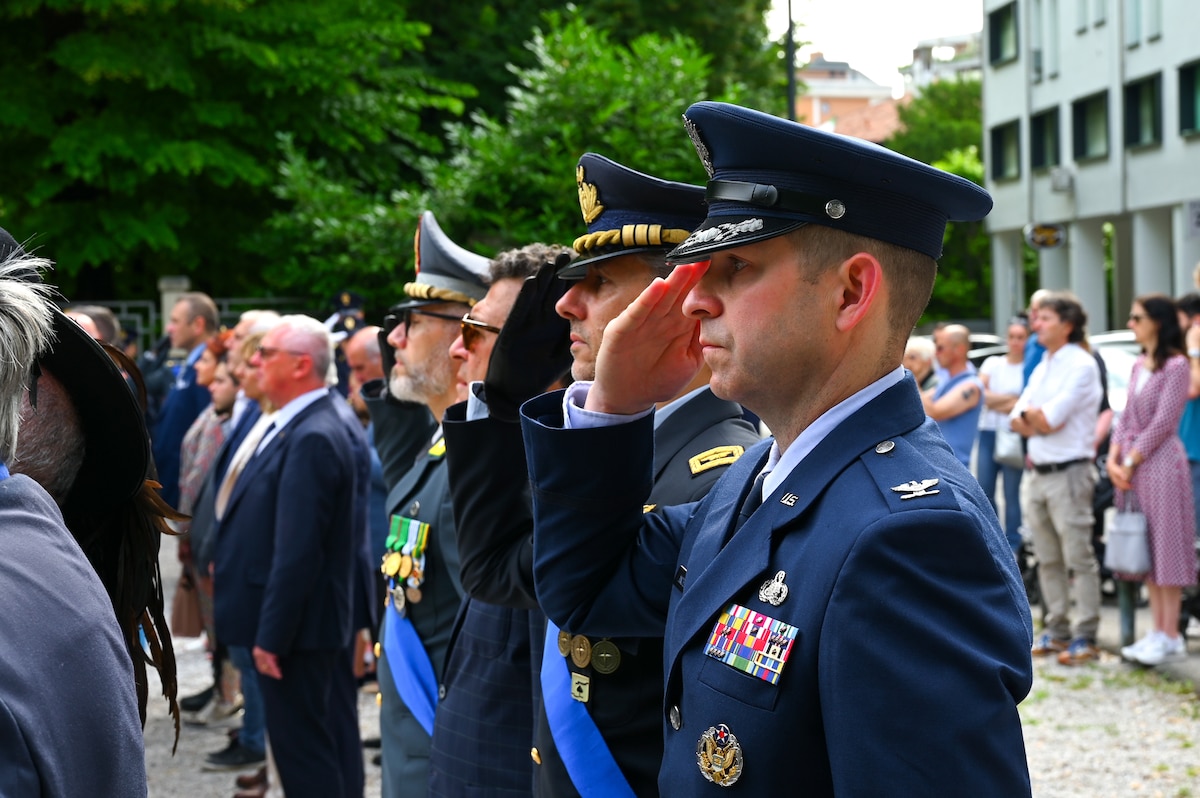 Italians celebrate Republic Day